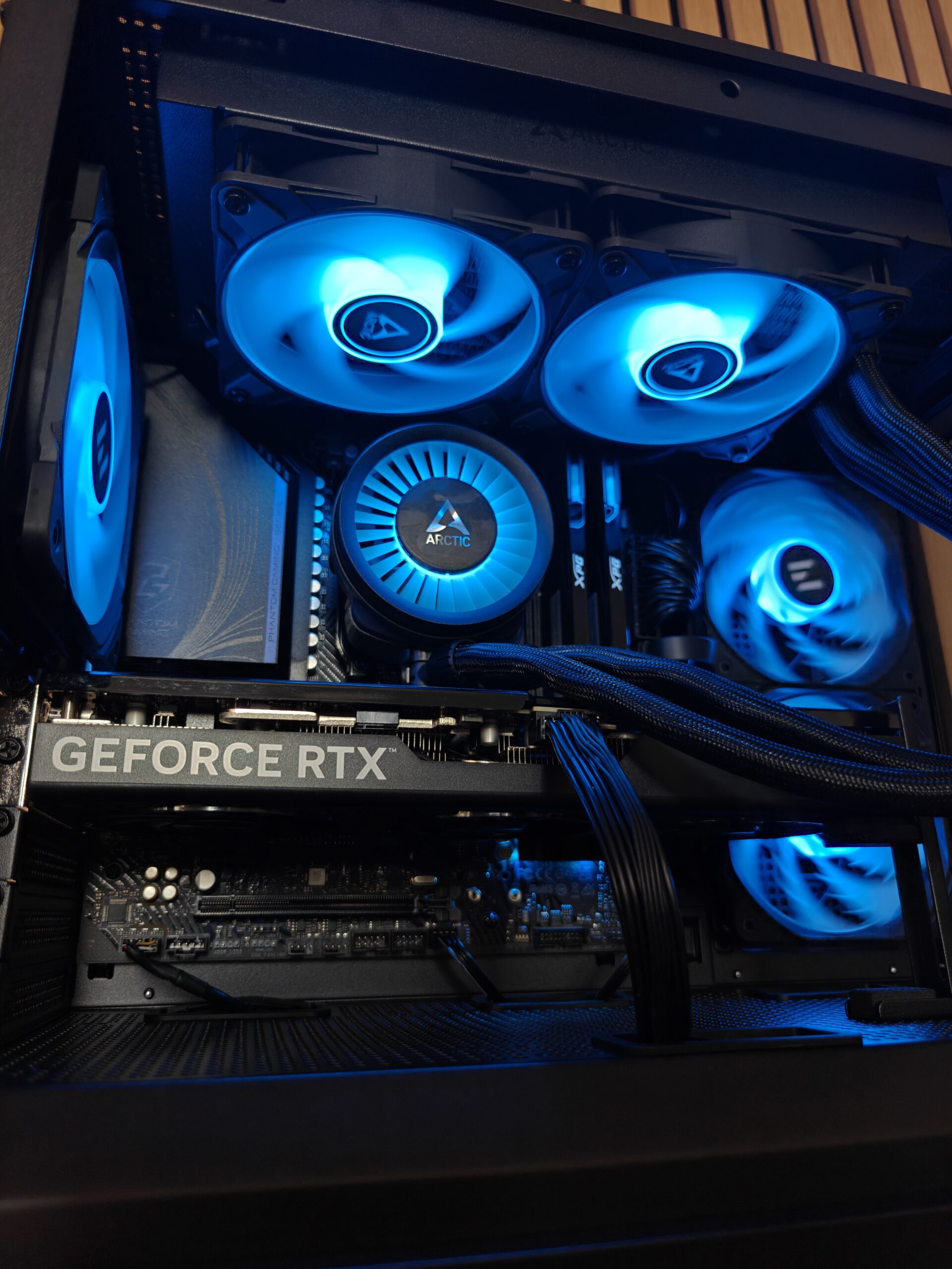 Herní PC - Blue - RTX 5070 - 12GB - Image 3