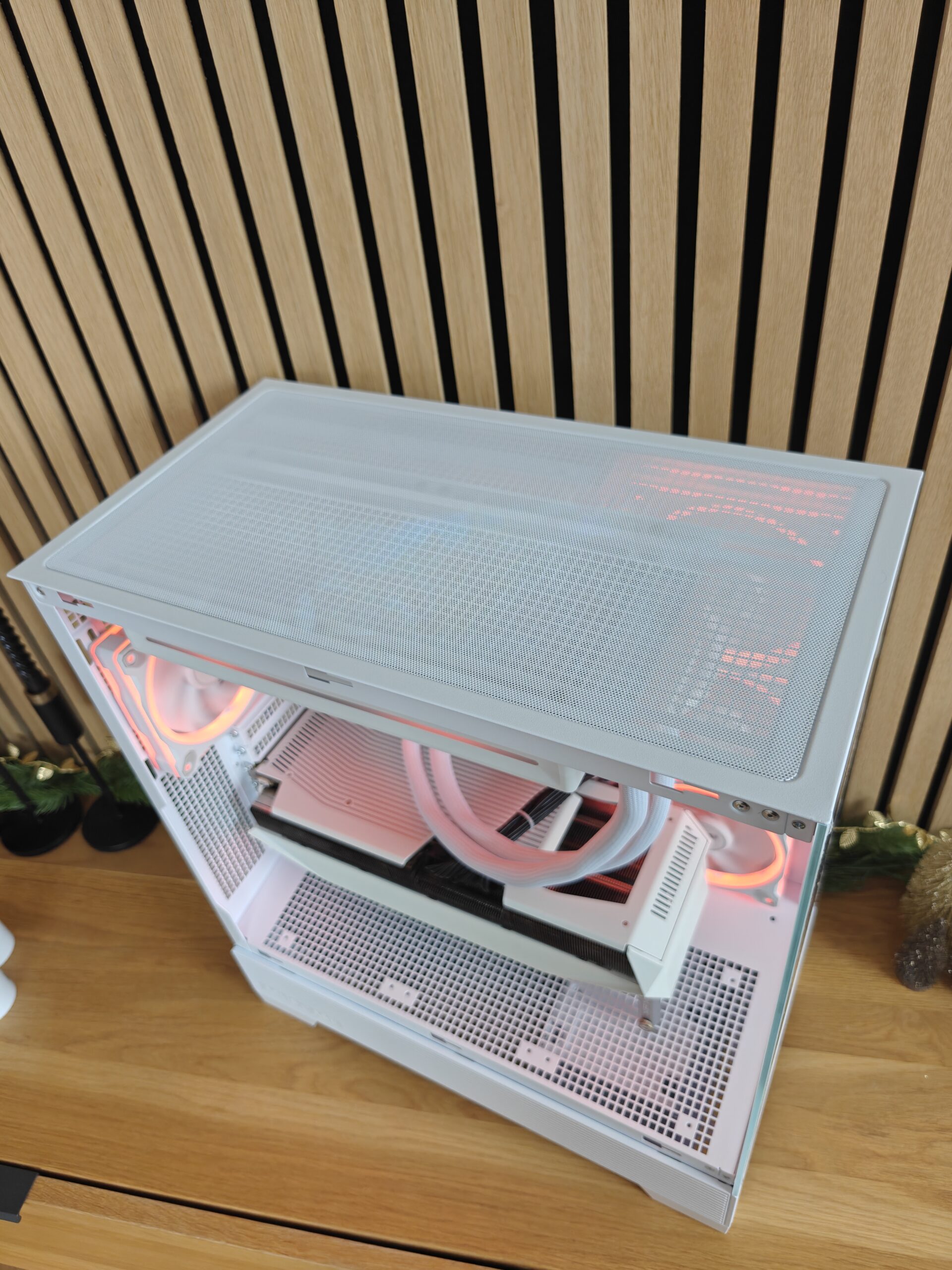 Herní PC - PolarWave- RX 9070 XT - 16GB - Image 5