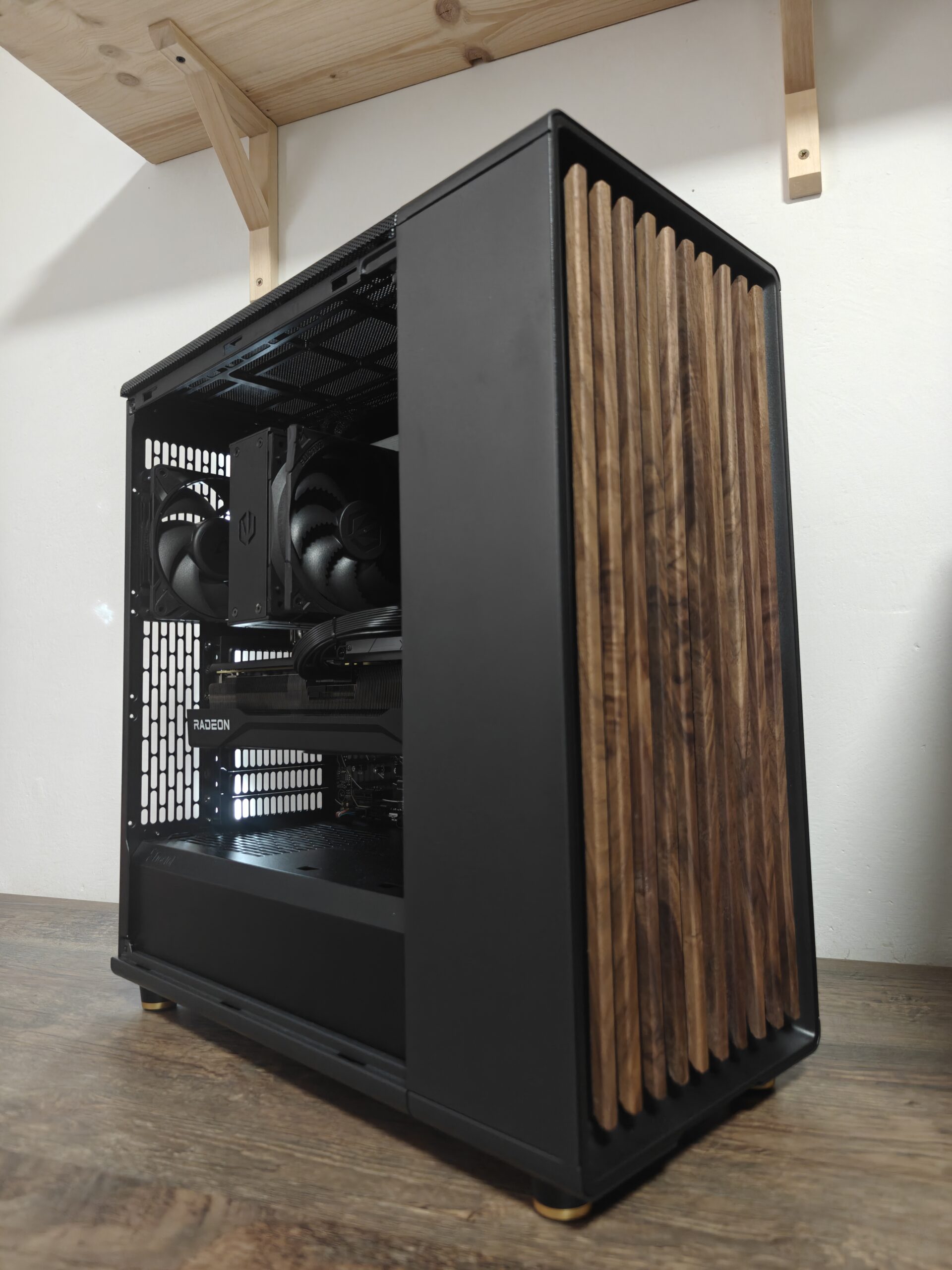 Herní PC - Woody - RX 9070 XT - 16GB