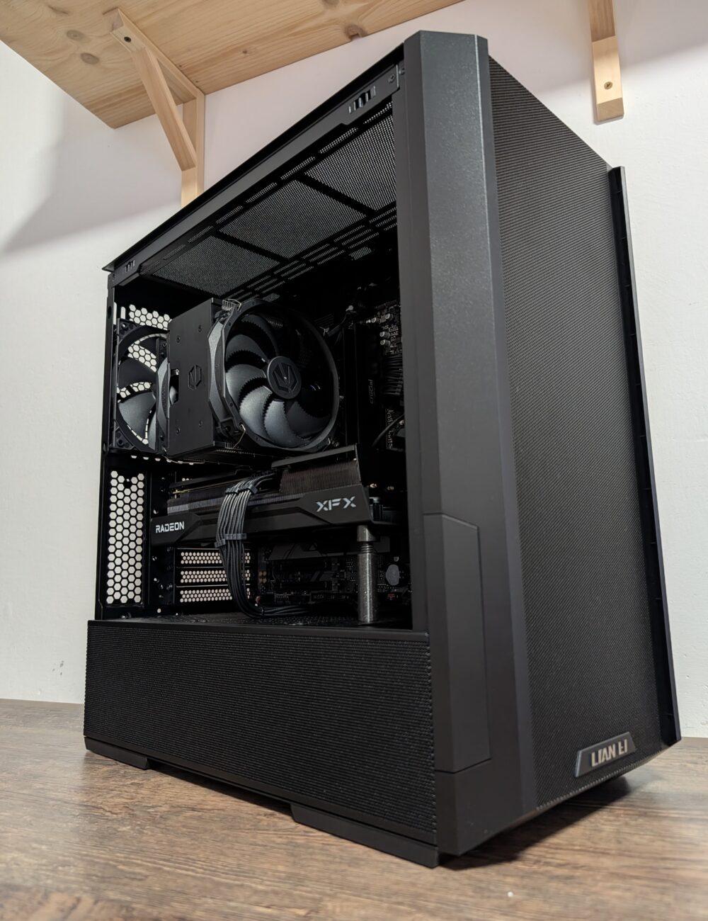 Herní PC - Blackie - RX 9070 XT - 16GB